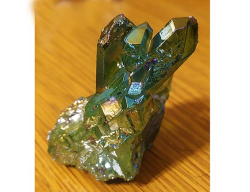 Zelený AQUA AURA  Quartz Cluster - cca 50 g 