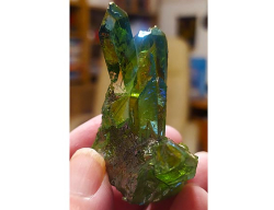 Zelený AQUA AURA  Quartz Cluster